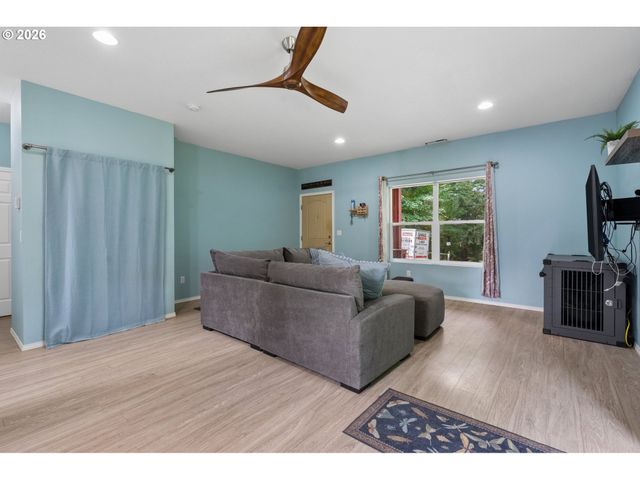 248 HARLEQUIN Ct, Woodland, WA 98674