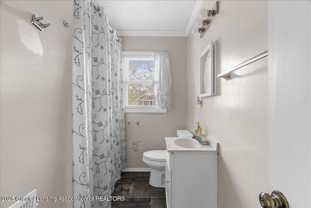 815 Woodbine Avenue, Lansing, MI 48910