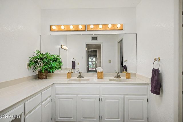 7748 E ASTER Drive, Scottsdale, AZ 85260