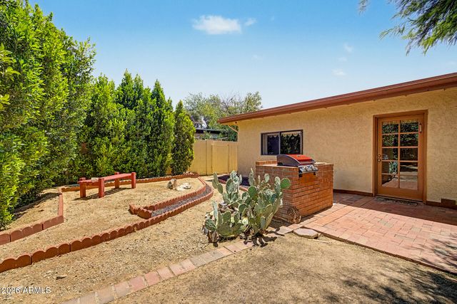 7748 E ASTER Drive, Scottsdale, AZ 85260