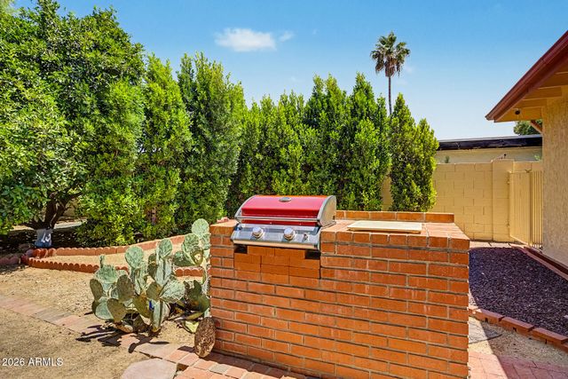 7748 E ASTER Drive, Scottsdale, AZ 85260