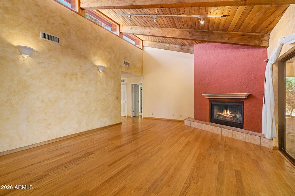 Image 17 of property listing at 7748 E ASTER Drive, Scottsdale, AZ 85260