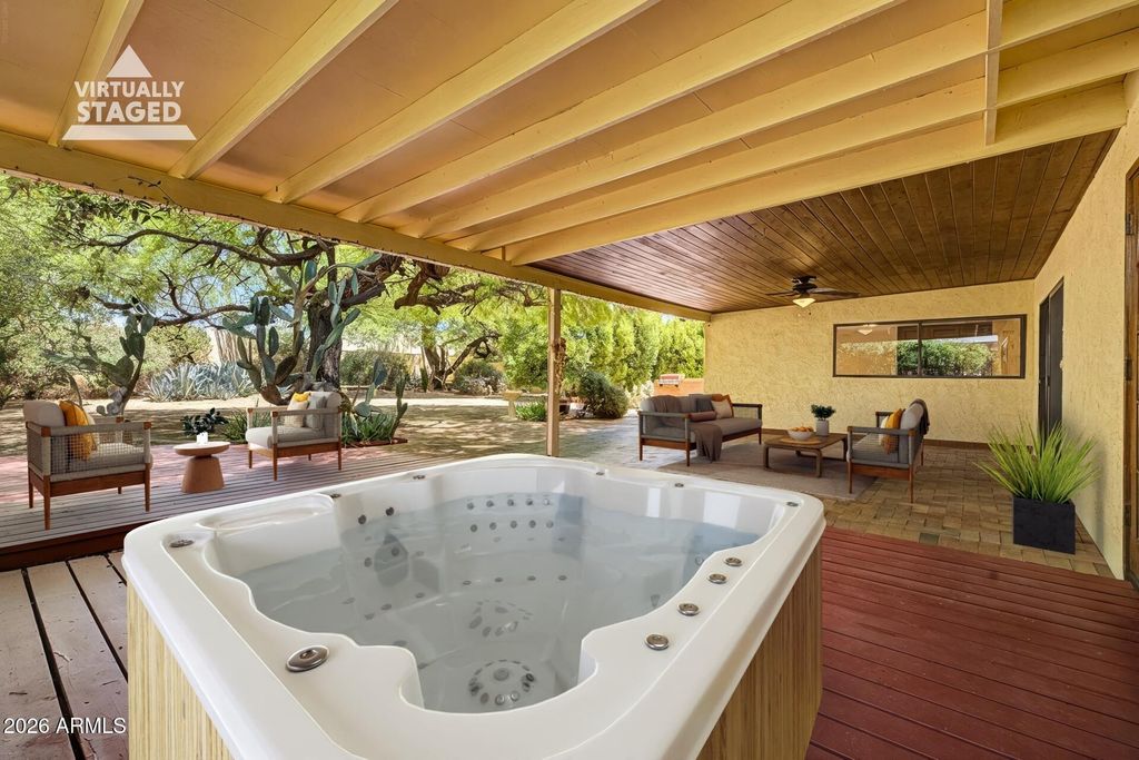 Image 3 of property listing at 7748 E ASTER Drive, Scottsdale, AZ 85260
