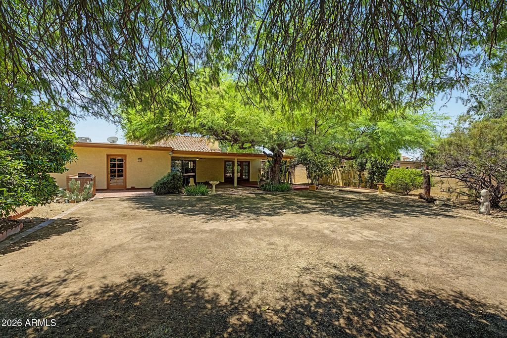 Image 53 of property listing at 7748 E ASTER Drive, Scottsdale, AZ 85260