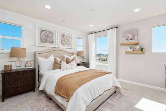 2029 N Wagon Lane, Clovis, CA 93619