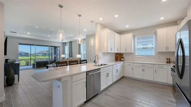 3007 TRAMONTO COURT, Bradenton, FL 34211