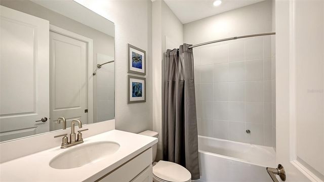 3007 TRAMONTO COURT, Bradenton, FL 34211