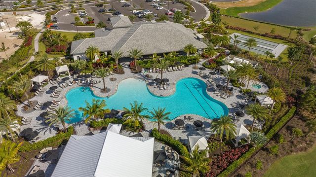 3007 TRAMONTO COURT, Bradenton, FL 34211