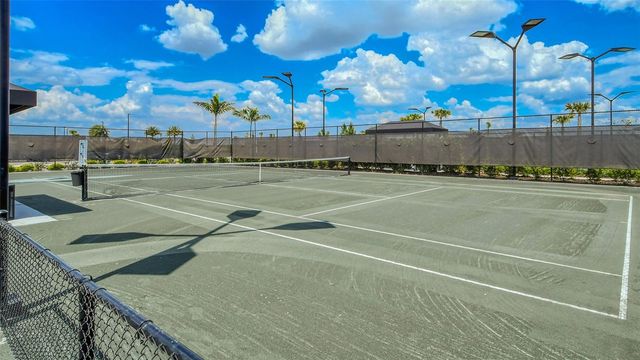 3007 TRAMONTO COURT, Bradenton, FL 34211