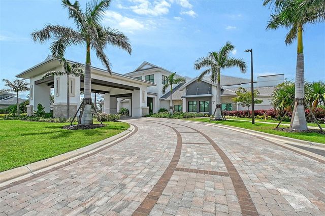 3007 TRAMONTO COURT, Bradenton, FL 34211