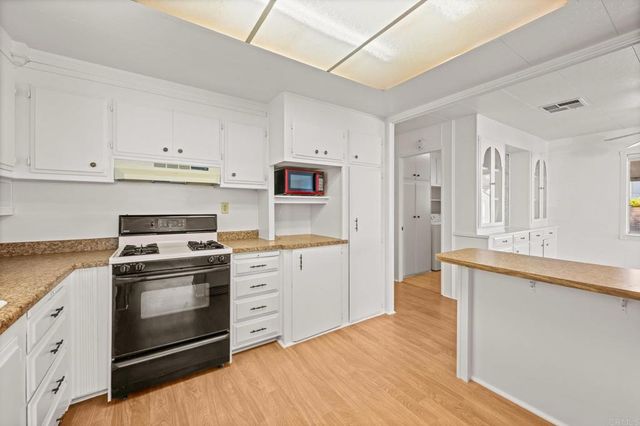 444 N El Camino Real 47, Encinitas, CA 92024