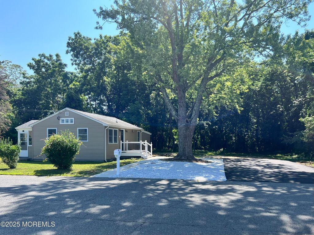 115 Parker Avenue, Forked River, NJ 08731
