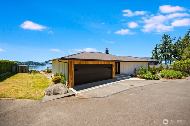 47 Wallace Street, Steilacoom, WA 98388