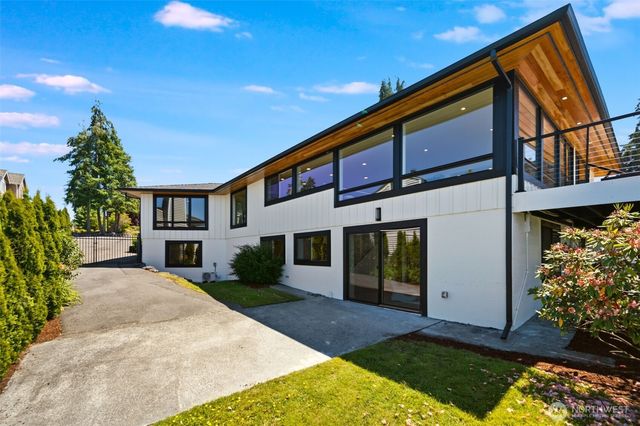 47 Wallace Street, Steilacoom, WA 98388