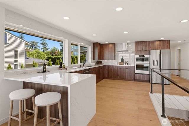 47 Wallace Street, Steilacoom, WA 98388