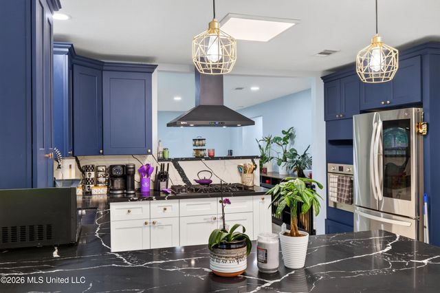 477 Glen Valley Way, Gulfport, MS 39507