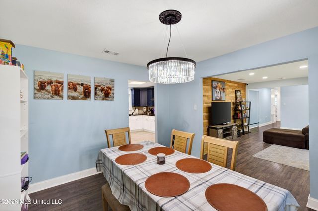 477 Glen Valley Way, Gulfport, MS 39507