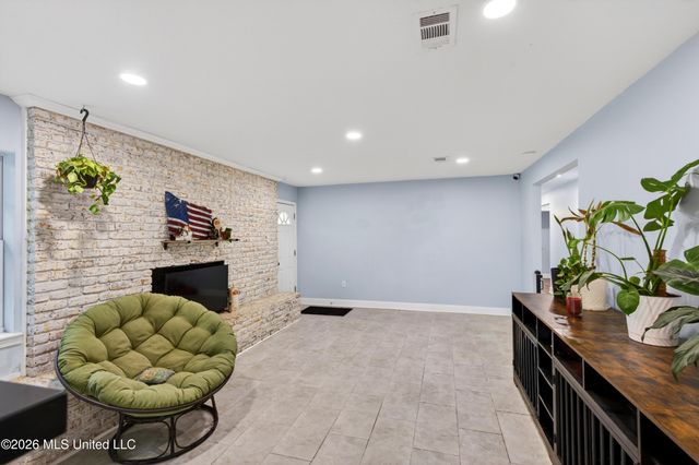 477 Glen Valley Way, Gulfport, MS 39507