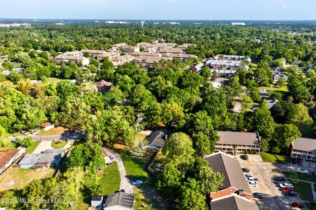477 Glen Valley Way, Gulfport, MS 39507