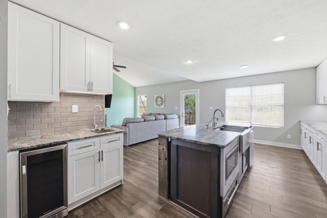 1531 Aaron Barnett Road, Lawrenceburg, KY 40342