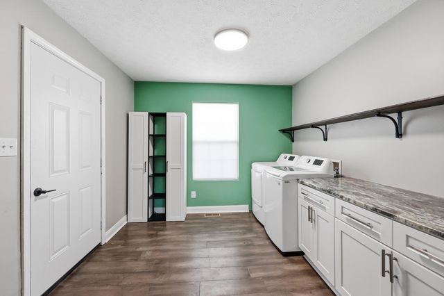 1531 Aaron Barnett Road, Lawrenceburg, KY 40342