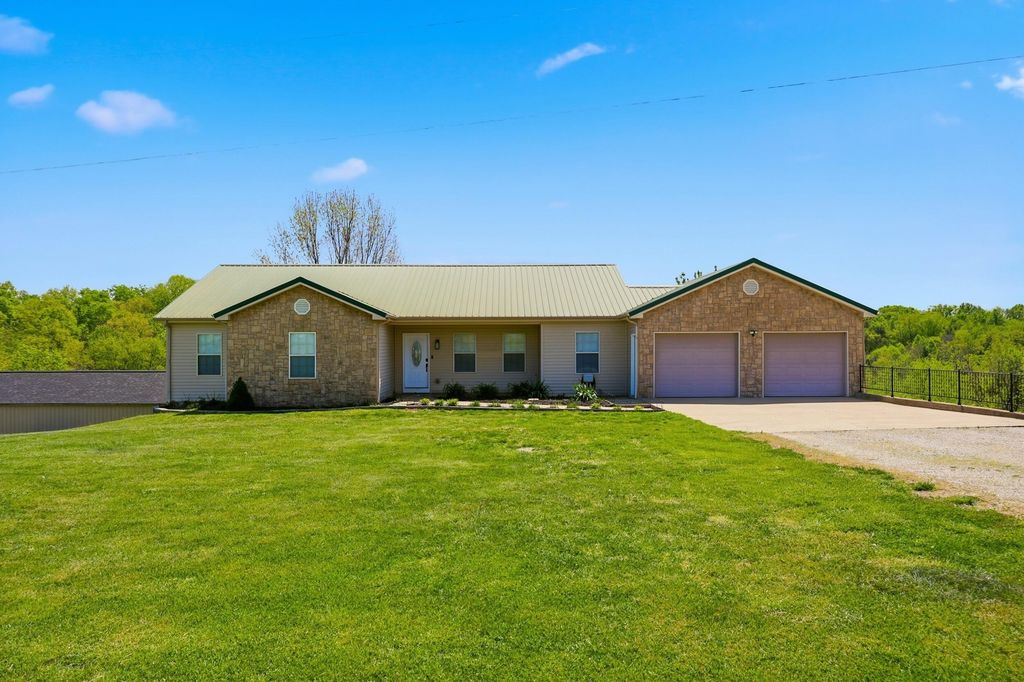 1531 Aaron Barnett Road, Lawrenceburg, KY 40342