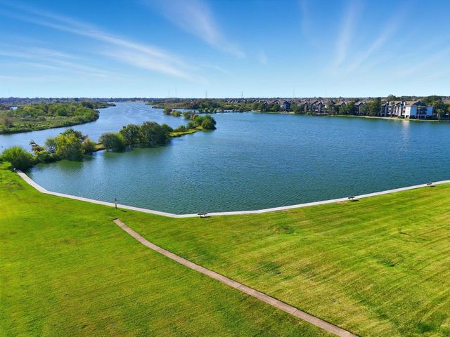 18800 Egret Bay Boulevard 808, Webster, TX 77058