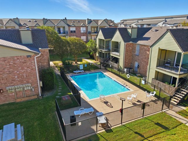 18800 Egret Bay Boulevard 808, Webster, TX 77058