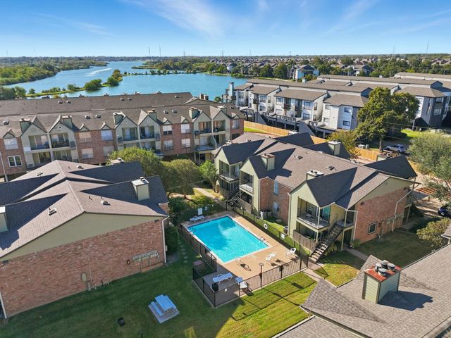 18800 Egret Bay Boulevard 808, Webster, TX 77058