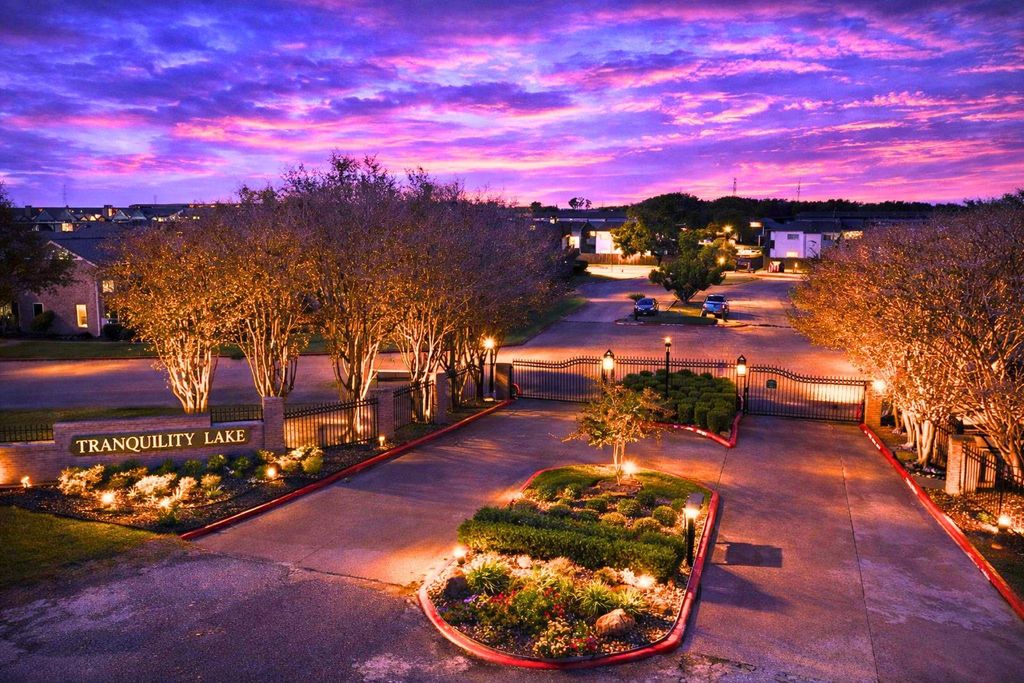 18800 Egret Bay Boulevard 808, Webster, TX 77058