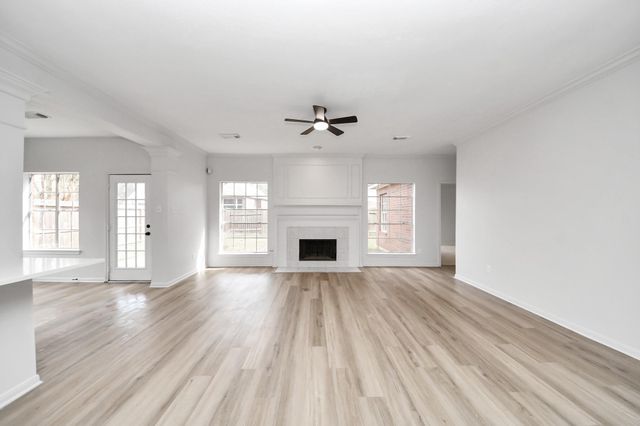 1726 Diamond Brook Drive, Houston, TX 77062