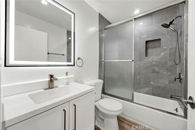 8744 Ruffner Avenue, Northridge, CA 91343