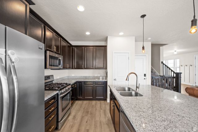 5137 W SOUTH JORDAN PKWY, South Jordan, UT 84009