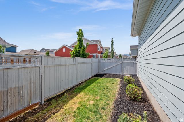 5137 W SOUTH JORDAN PKWY, South Jordan, UT 84009