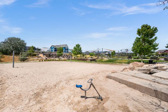 5137 W SOUTH JORDAN PKWY, South Jordan, UT 84009