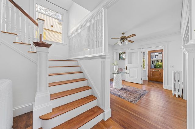 8 Centervale Park, Boston, MA 02124