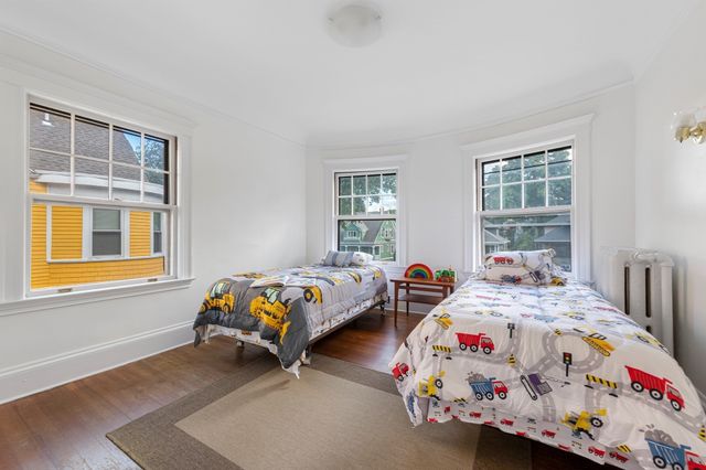 8 Centervale Park, Boston, MA 02124
