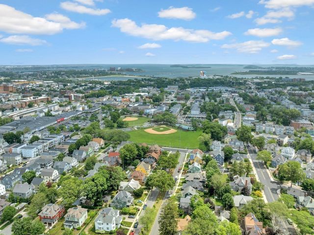 8 Centervale Park, Boston, MA 02124