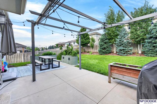 4002 N 190th Street, Omaha, NE 68022