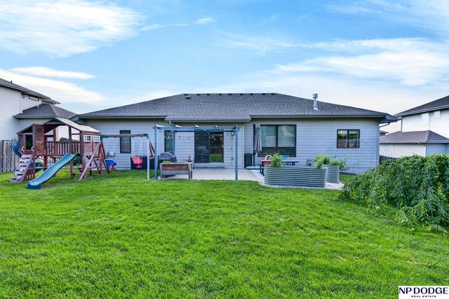 4002 N 190th Street, Omaha, NE 68022