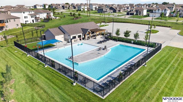 4002 N 190th Street, Omaha, NE 68022