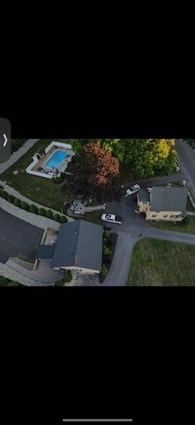 65 Milford St, Mendon, MA 01756