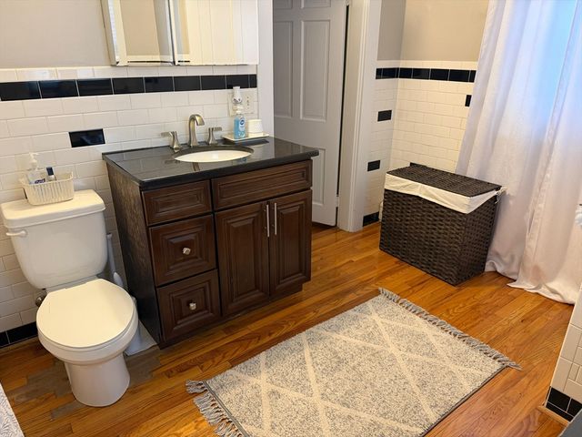 65 Milford St, Mendon, MA 01756