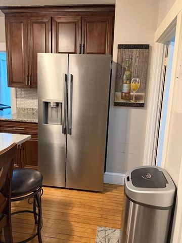 65 Milford St, Mendon, MA 01756