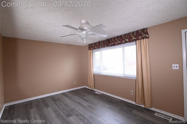 34160 Frances Street, Westland, MI 48185