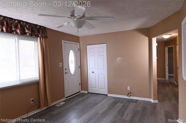 34160 Frances Street, Westland, MI 48185