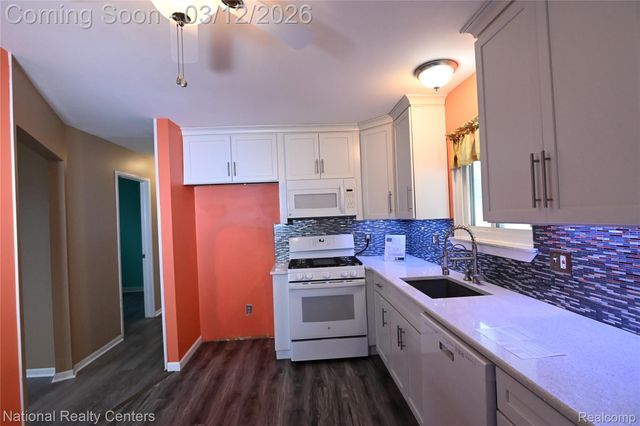 34160 Frances Street, Westland, MI 48185