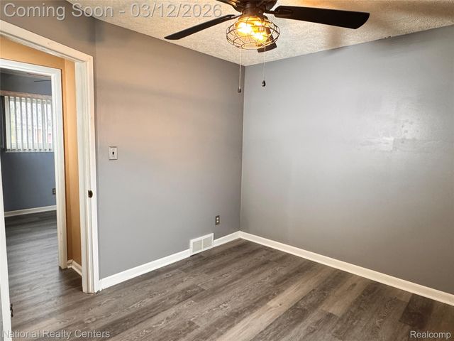 34160 Frances Street, Westland, MI 48185