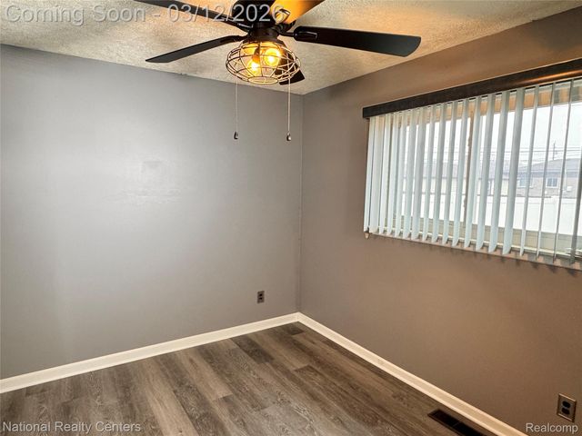 34160 Frances Street, Westland, MI 48185