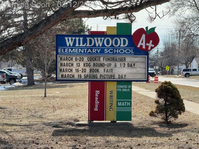 34160 Frances Street, Westland, MI 48185